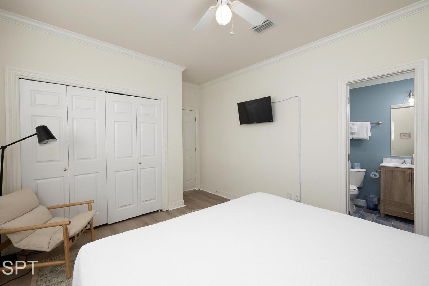 Sea Dancer #10 Apartment *