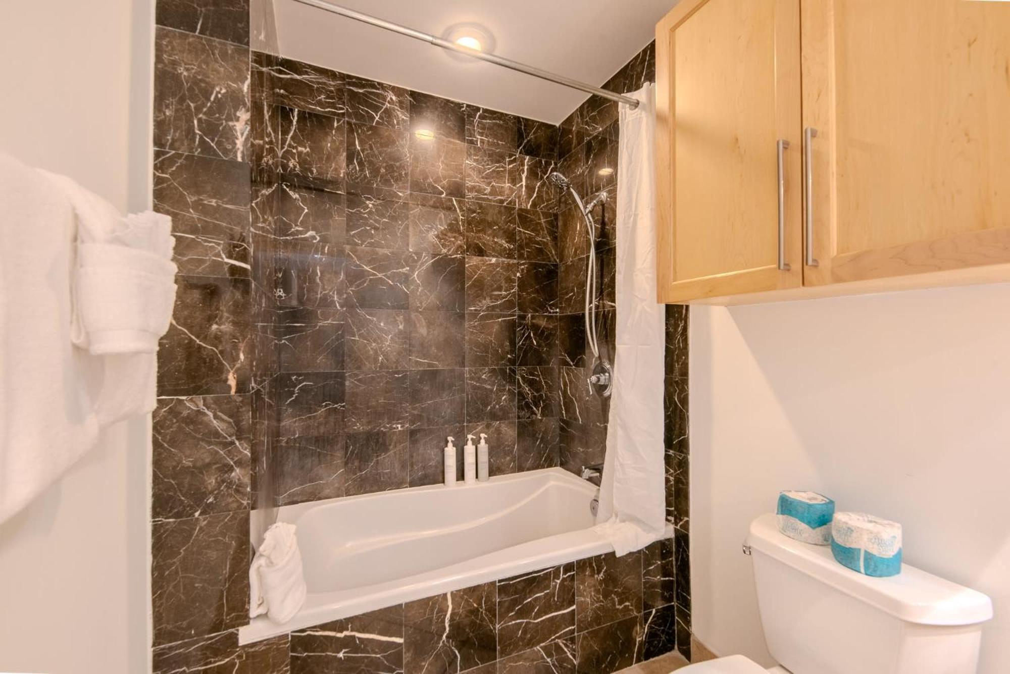 Sapphire Beachfront #1108