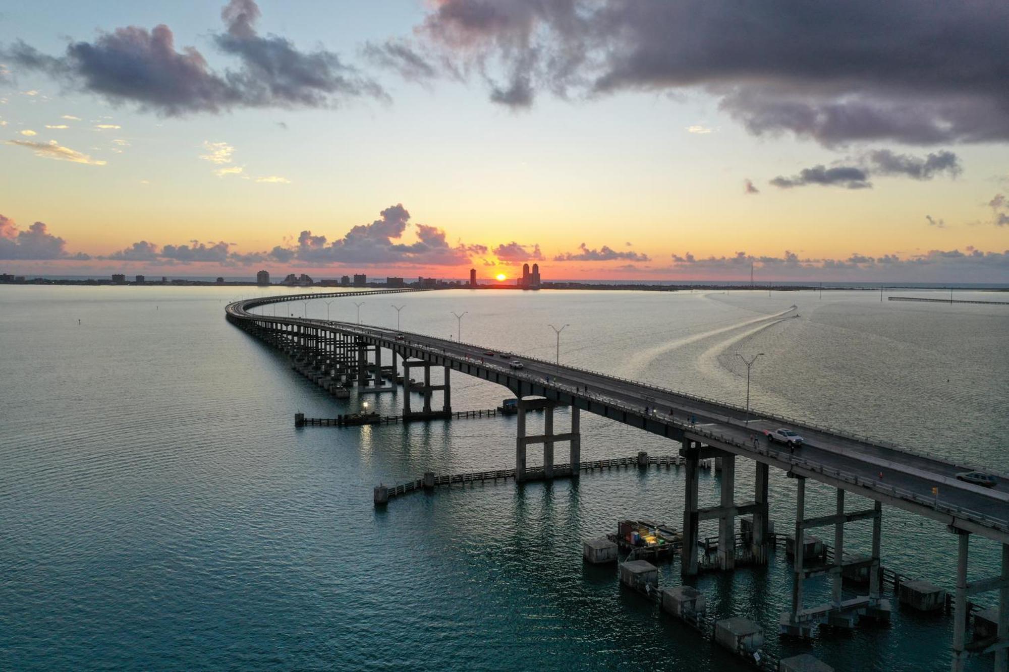 Hotel South Padre Island-beach Front By Ihg