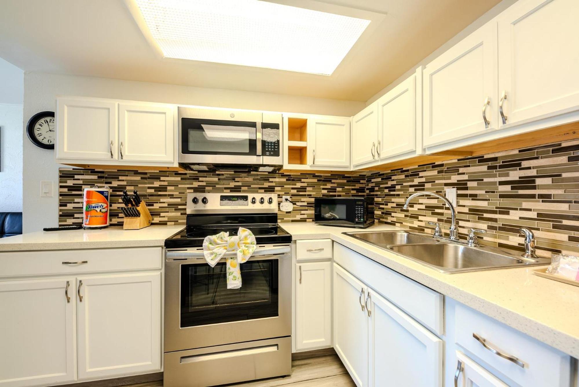 Pelicans Perch Charming 1br Near With Patio 160 South Padre Island
