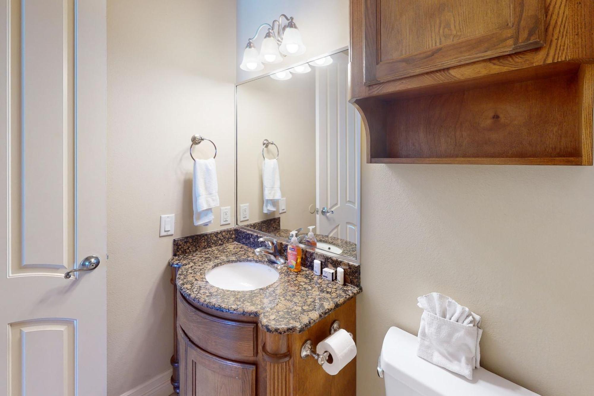 Prime Island Eacape Unit 3 Apartment *