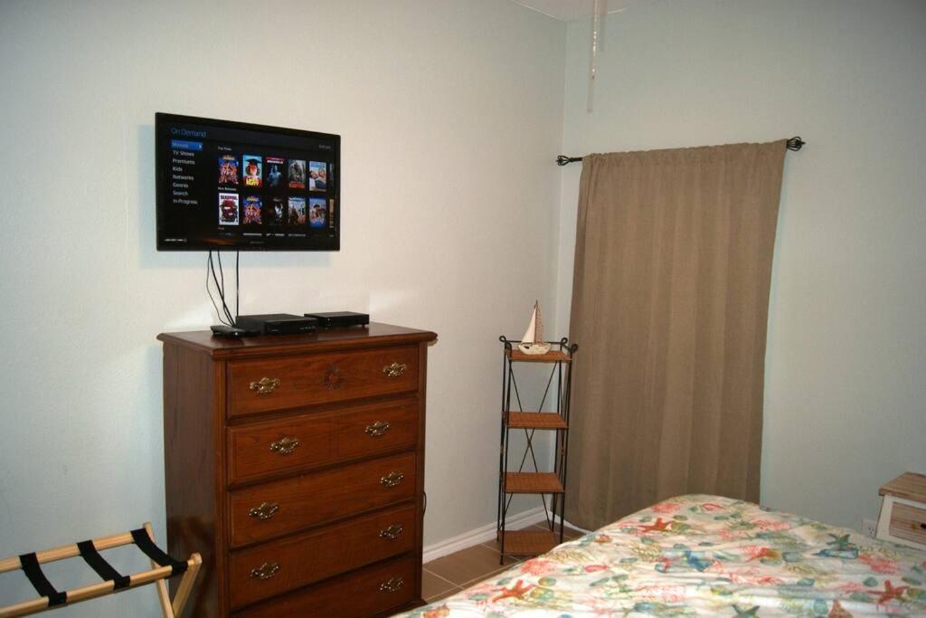 Dunes 2-3 Minute Walk To Wanna Wanna Apartment South Padre Island