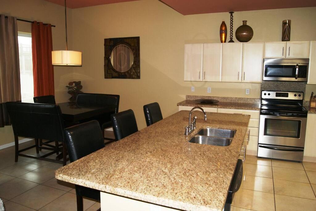 Marinas 106 Channelfront Boatslip Waterview South Padre Island