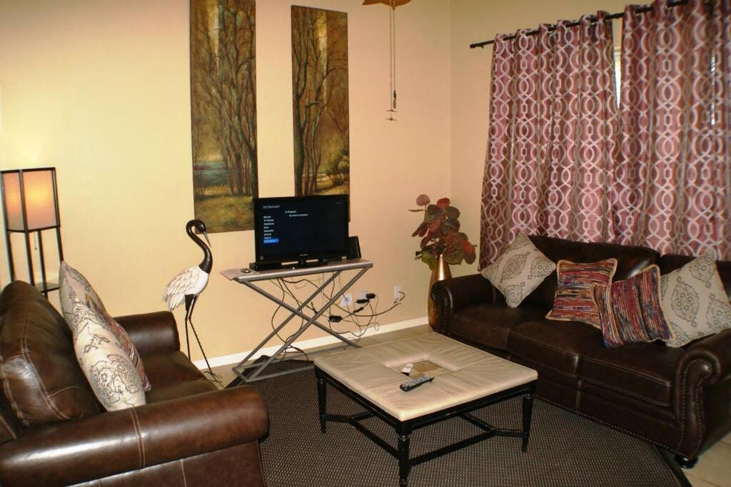 Marinas 106 Channelfront Boatslip Waterview * South Padre Island