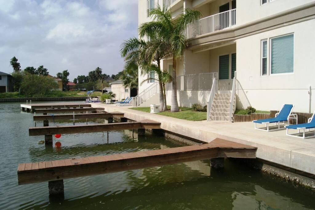 Apartment Marinas 106 Channelfront Boatslip Waterview *