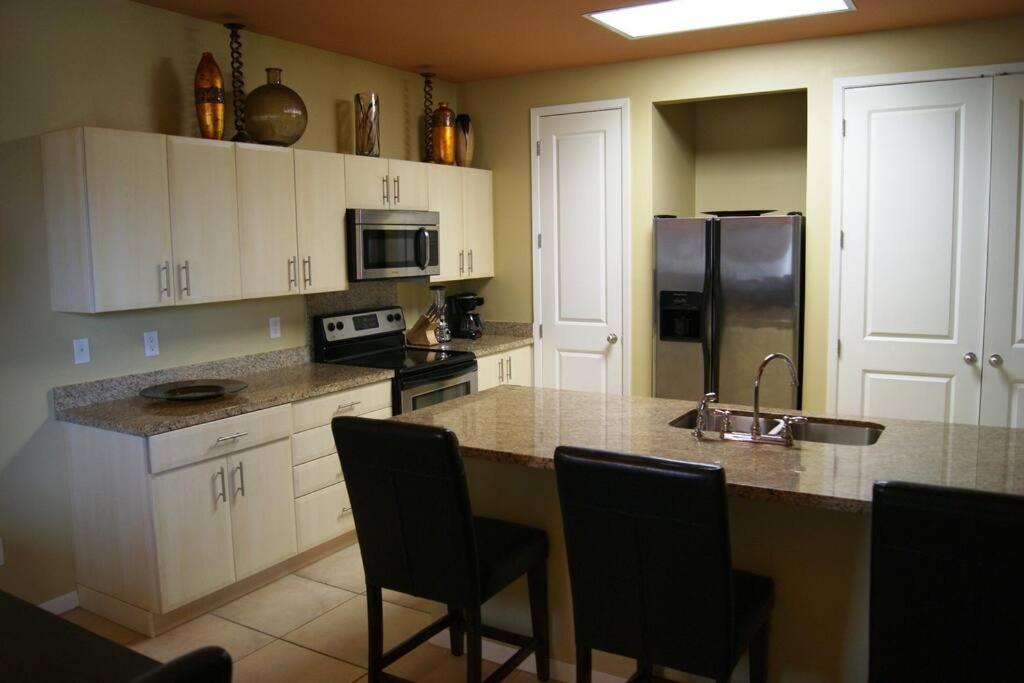 Apartment Marinas 106 Channelfront Boatslip Waterview South Padre Island