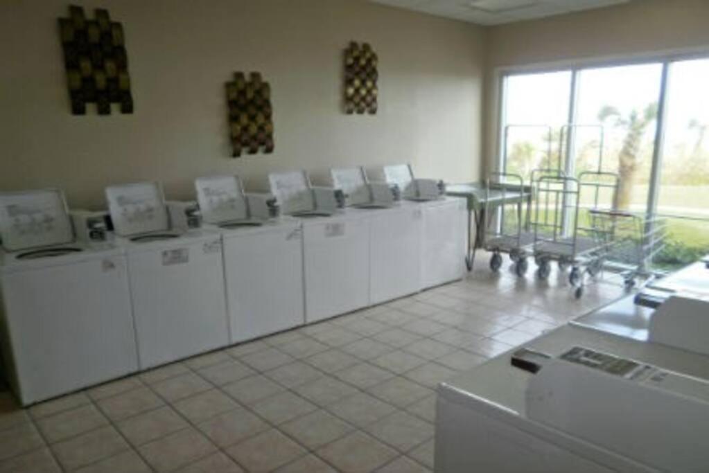 Aquarius#403 Beachfront With Ocean View Apartment *