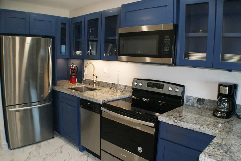 Aquarius#403 Beachfront With Ocean View South Padre Island