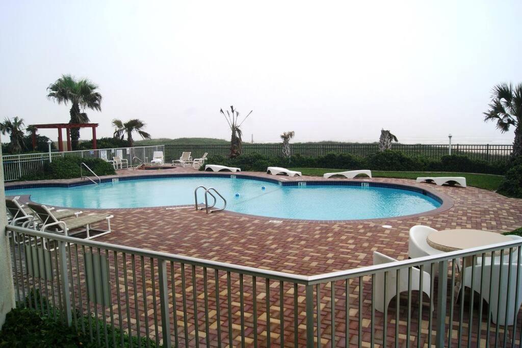 Apartment Aquarius#403 Beachfront With Ocean View *
