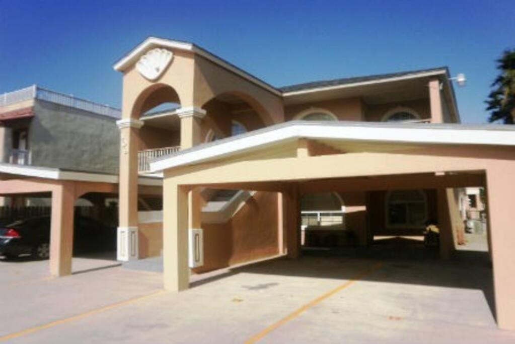 Apartment La Perla#12 Mid-island 3 Minute Walk To Access South Padre Island