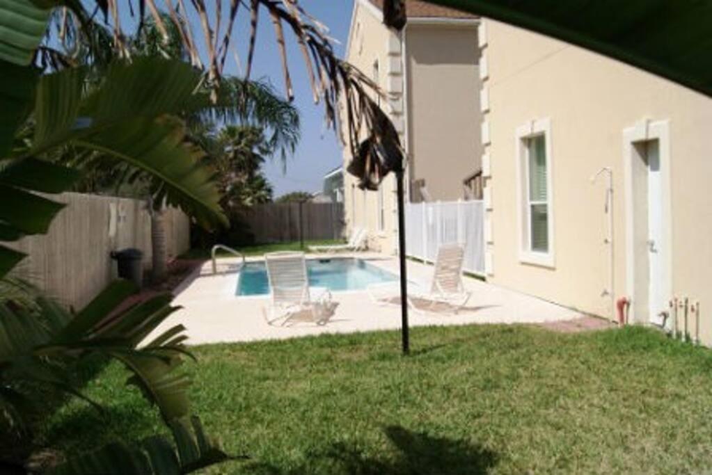 Esc 3 Luxurious 3 Minute Walk To Access Apartment *
