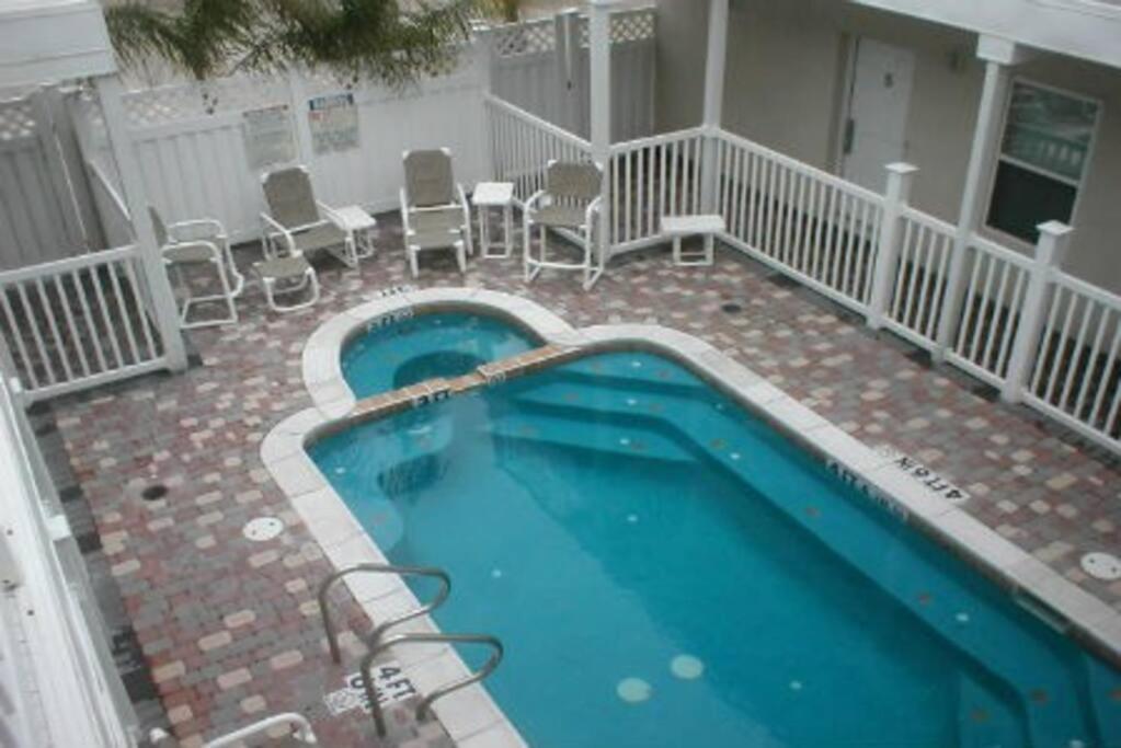 Cabos Ii #2 Mid-island 2-3 Minute To Walk Access Apartment *
