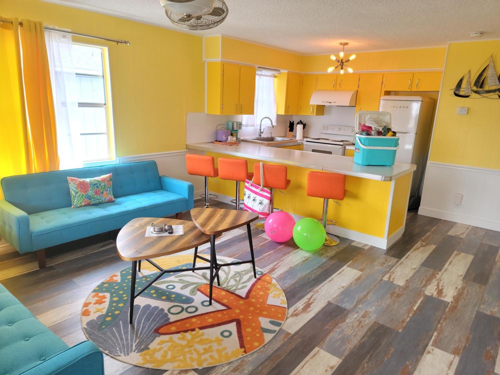 Upper Deck And Bar - Adults Only Hotel