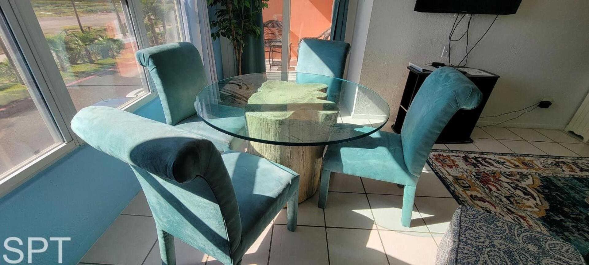 Apartment Access With Pool, Hot Tub Area & Bbq - Gulfview I - Unit 213