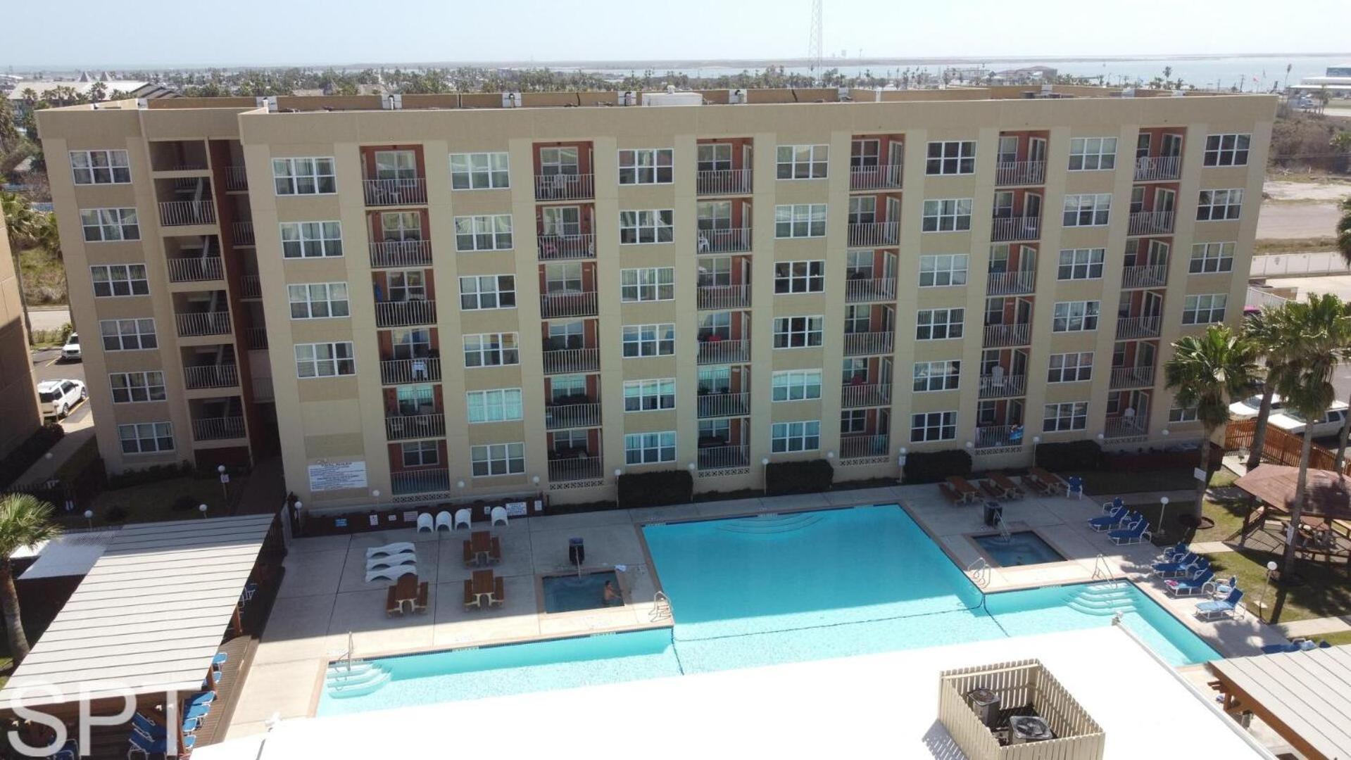 Apartment Access With Pool, Hot Tub Area & Bbq - Gulfview I - Unit 213 *