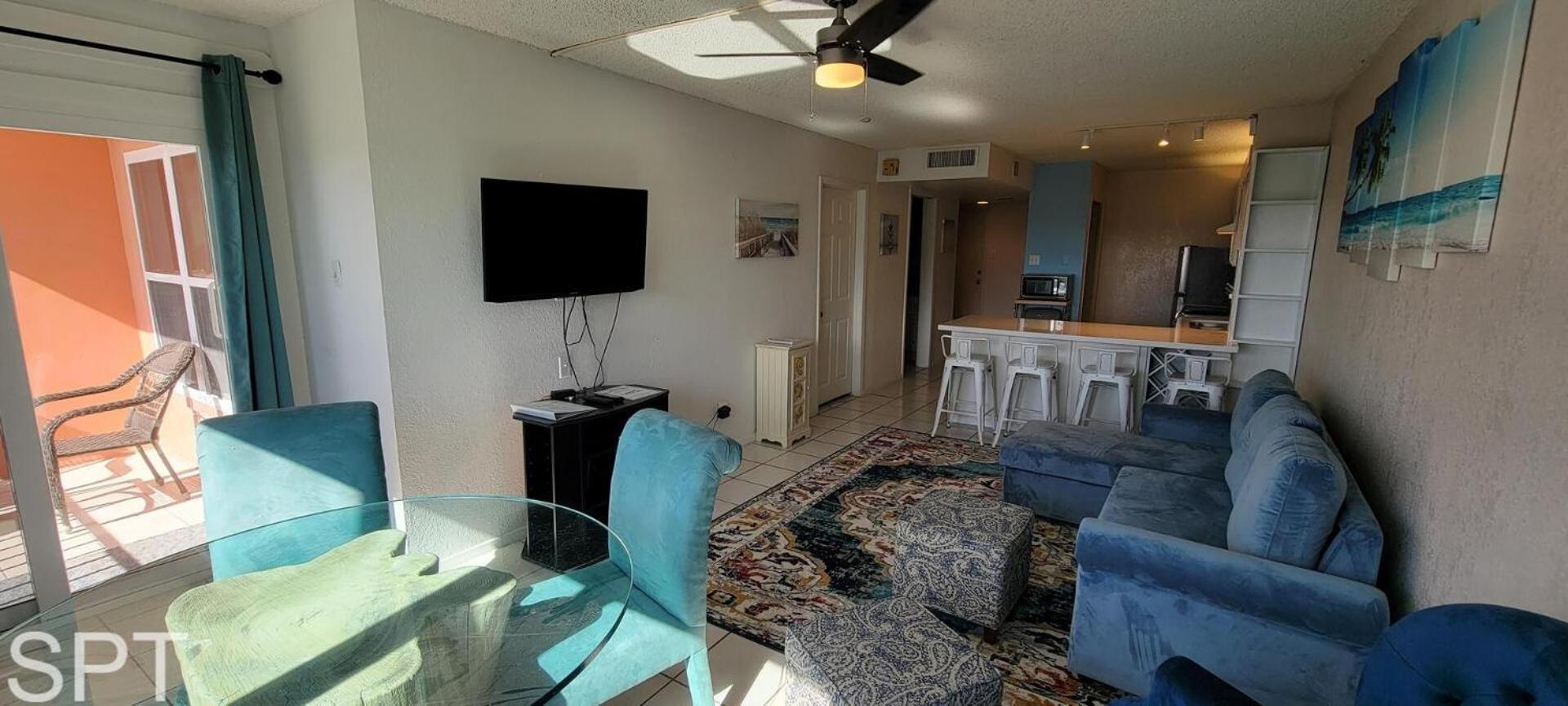 Access With Pool, Hot Tub Area & Bbq - Gulfview I - Unit 213 Apartment *