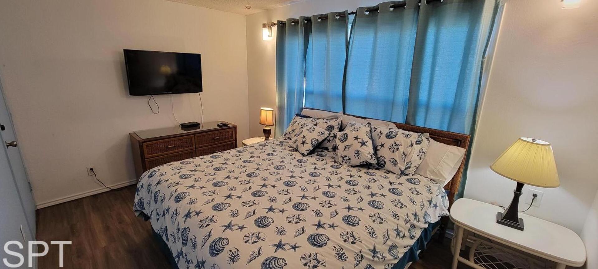 Access With Pool, Hot Tub Area & Bbq - Gulfview I - Unit 213 Apartment South Padre Island
