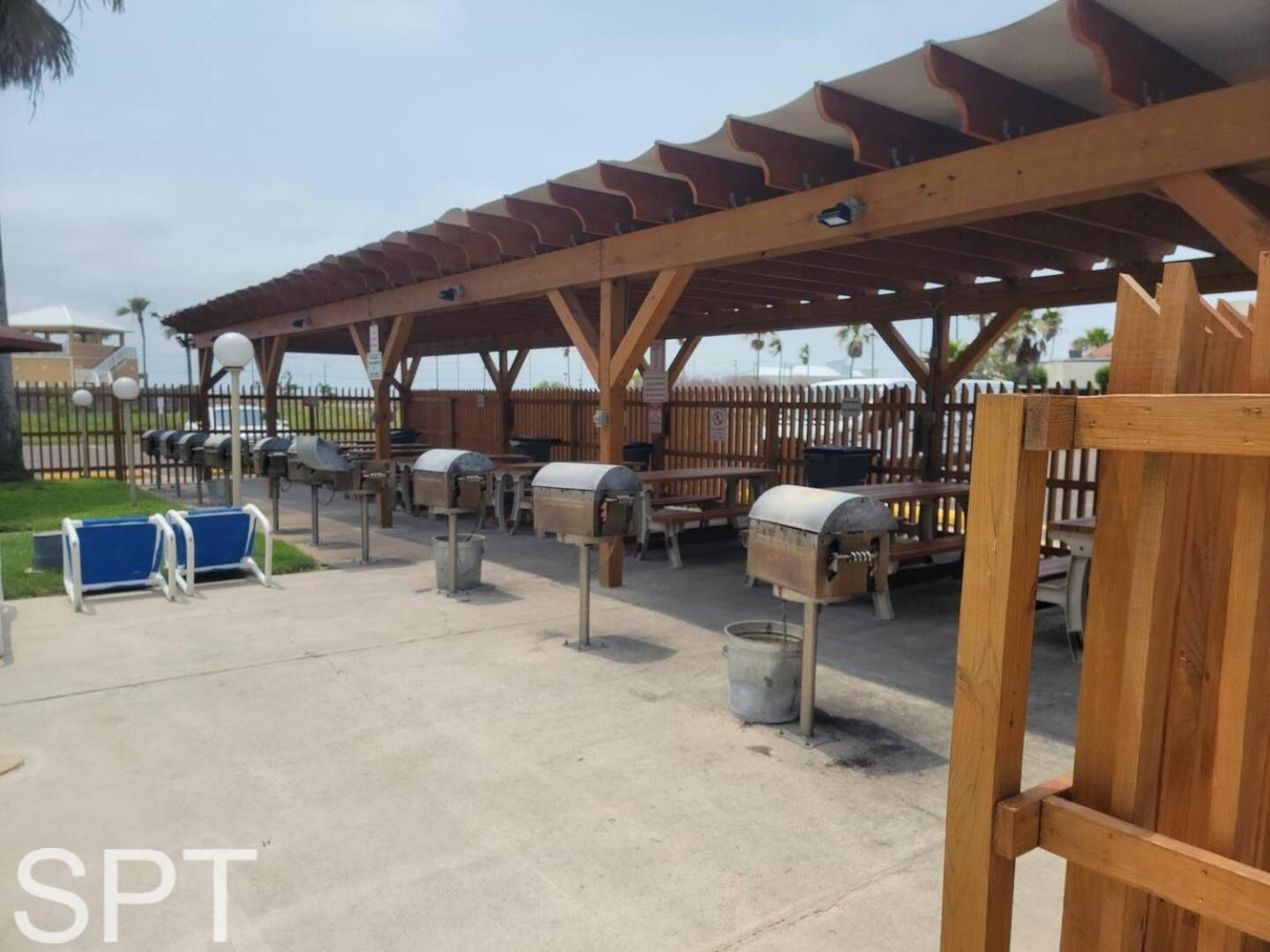 Access With Pool, Hot Tub Area & Bbq - Gulfview I - Unit 213 South Padre Island