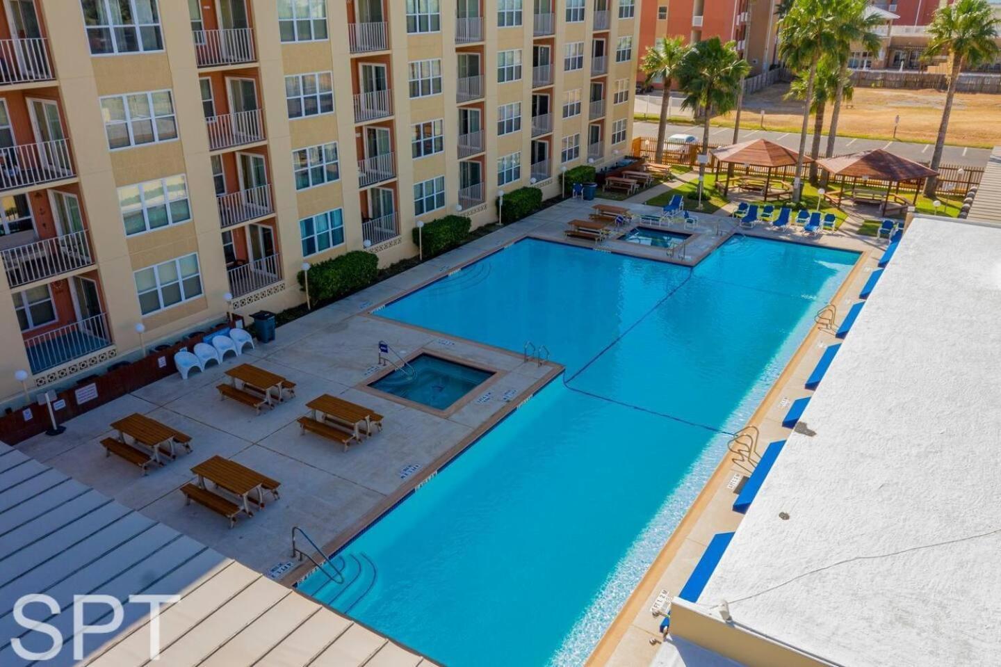 Apartment Access With Pool, Hot Tub Area & Bbq - Gulfview I - Unit 213 South Padre Island