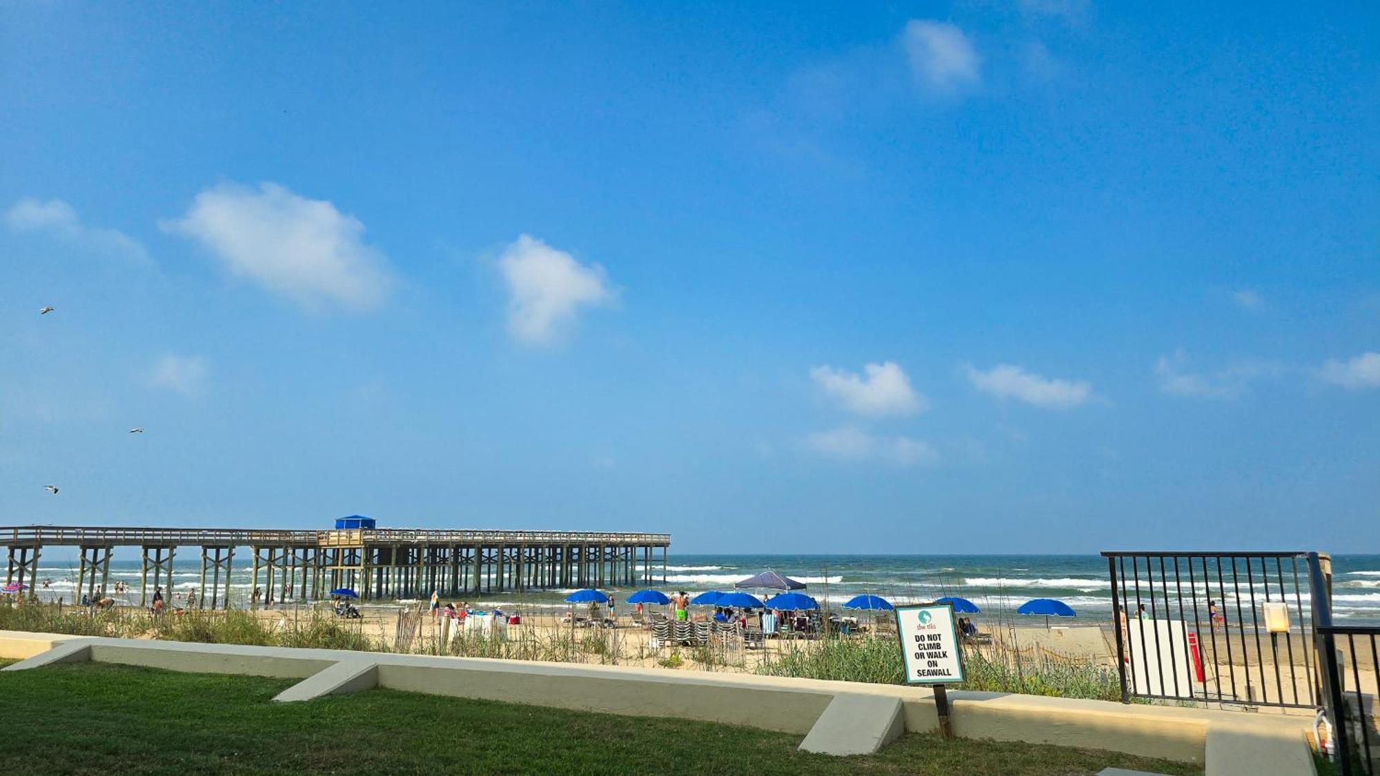 Kingfishers Retreat Serene 1br Escape With Balcony 207