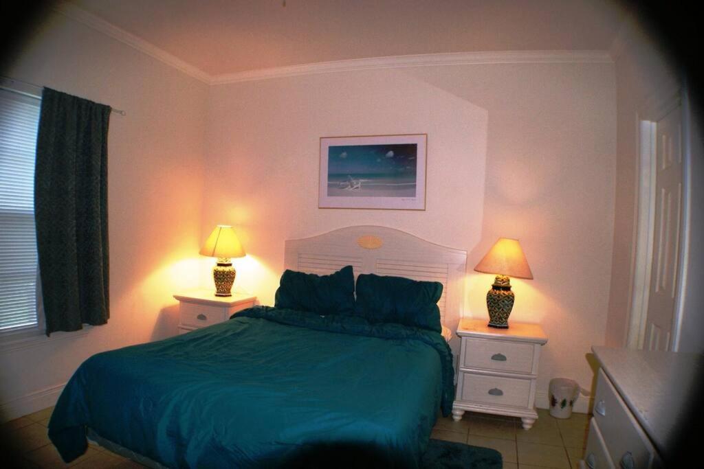 Sun Dancer #3 Mid Island 2 Minute Walk Access * South Padre Island
