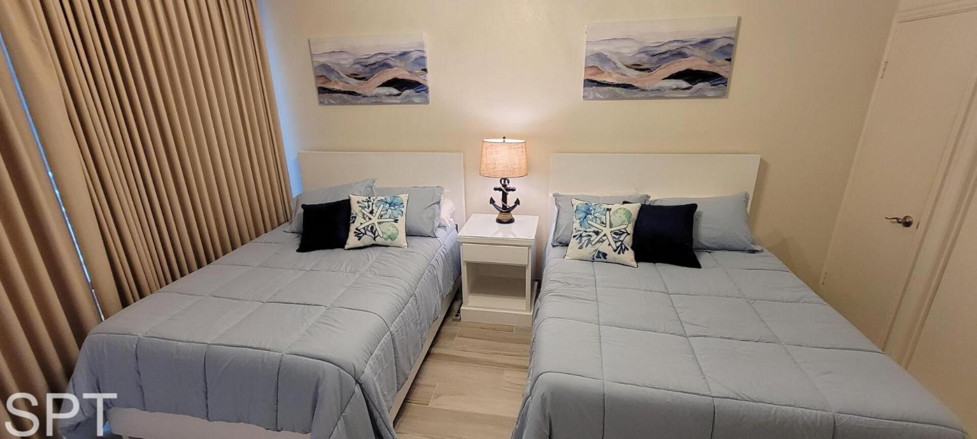 Apartment 2-level Beachfront Luxury - Sunchase Iv - 326 South Padre Island