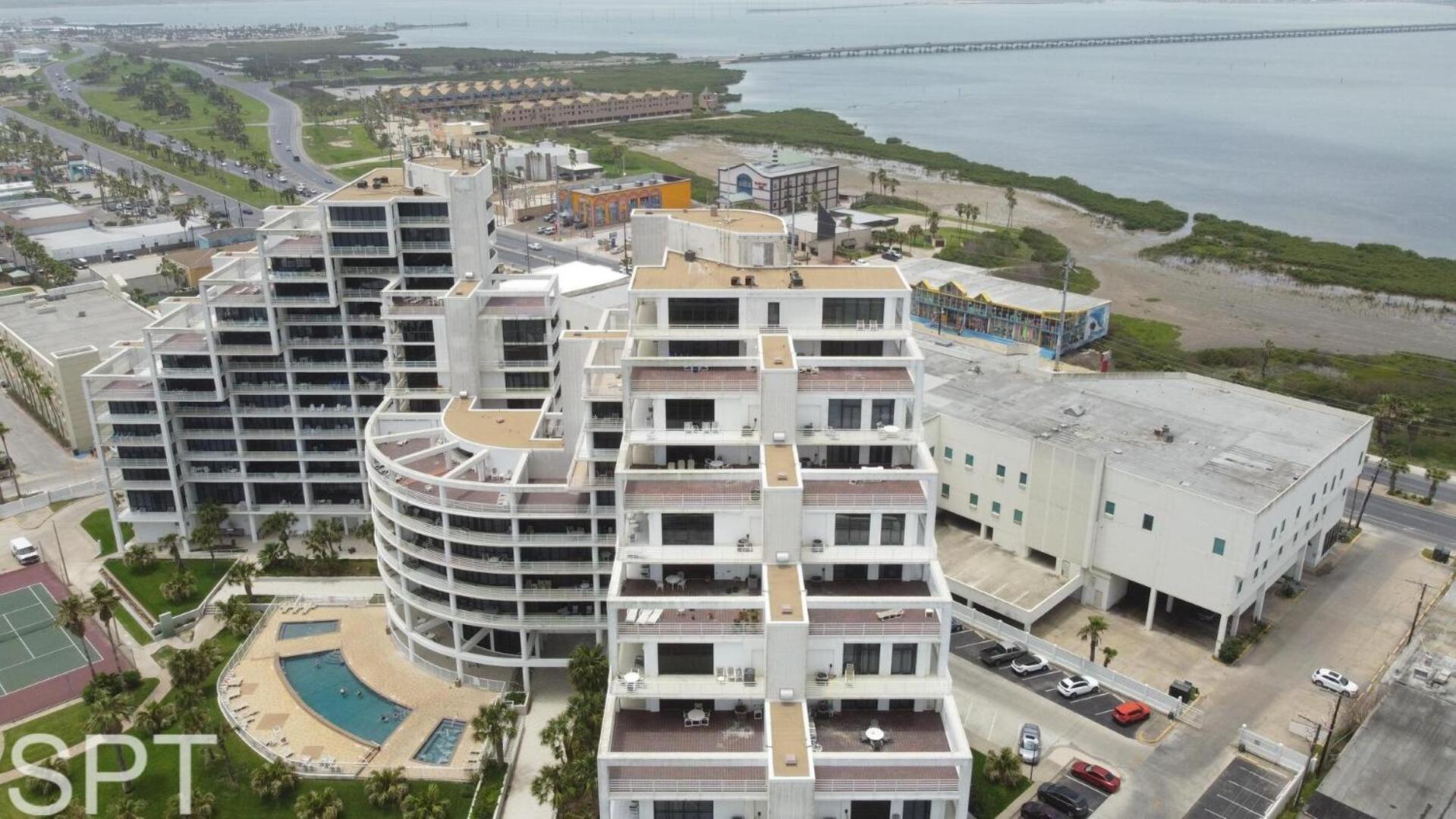Apartment 2-level Beachfront Luxury - Sunchase Iv - 326 South Padre Island