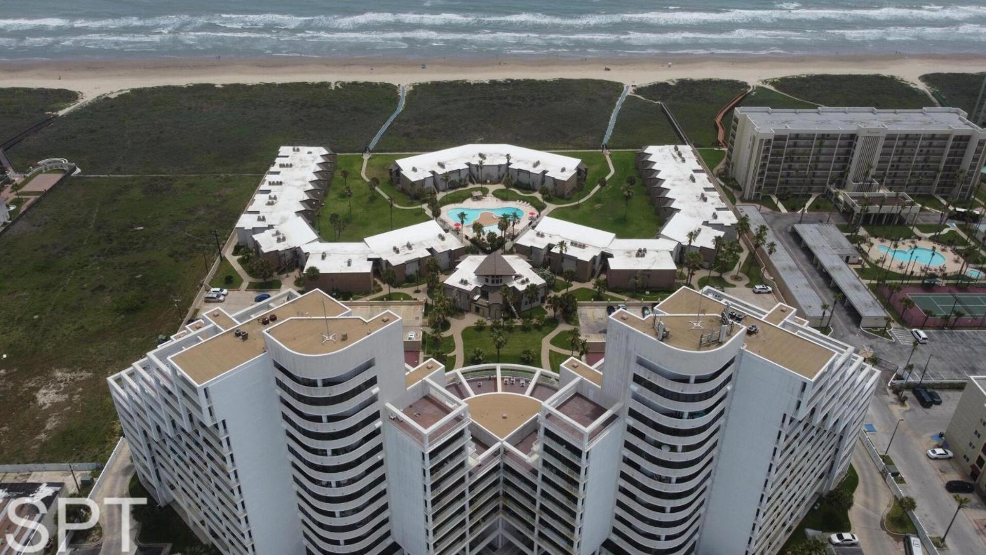 2-level Beachfront Luxury - Sunchase Iv - 326 Apartment *