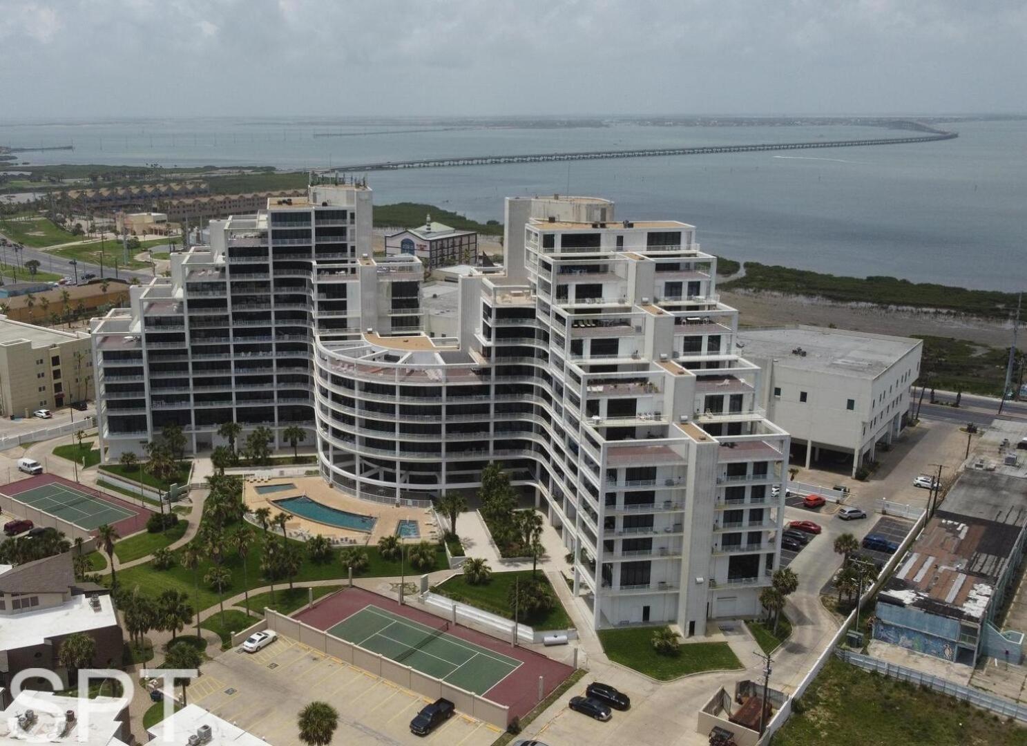 Apartment 2-level Beachfront Luxury - Sunchase Iv - 326 South Padre Island