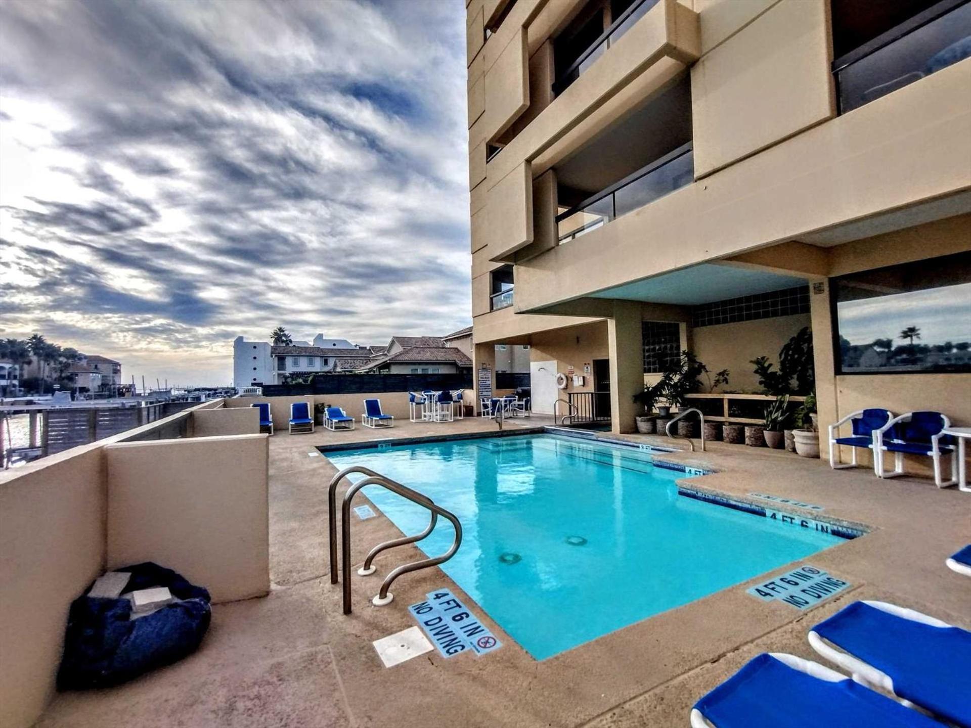 Landfall Towers 71 Apartment South Padre Island