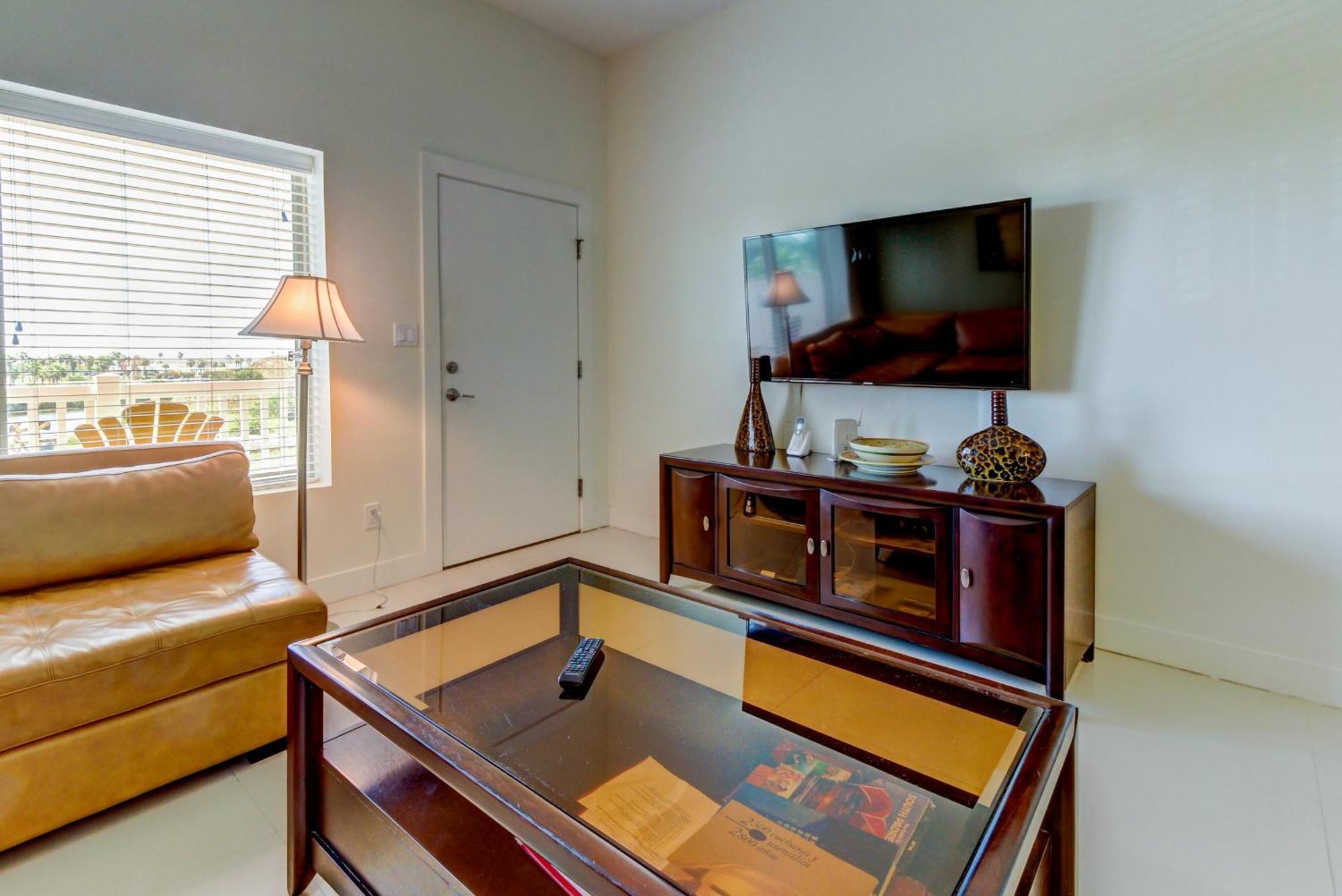 La Isla #f304 Apartment