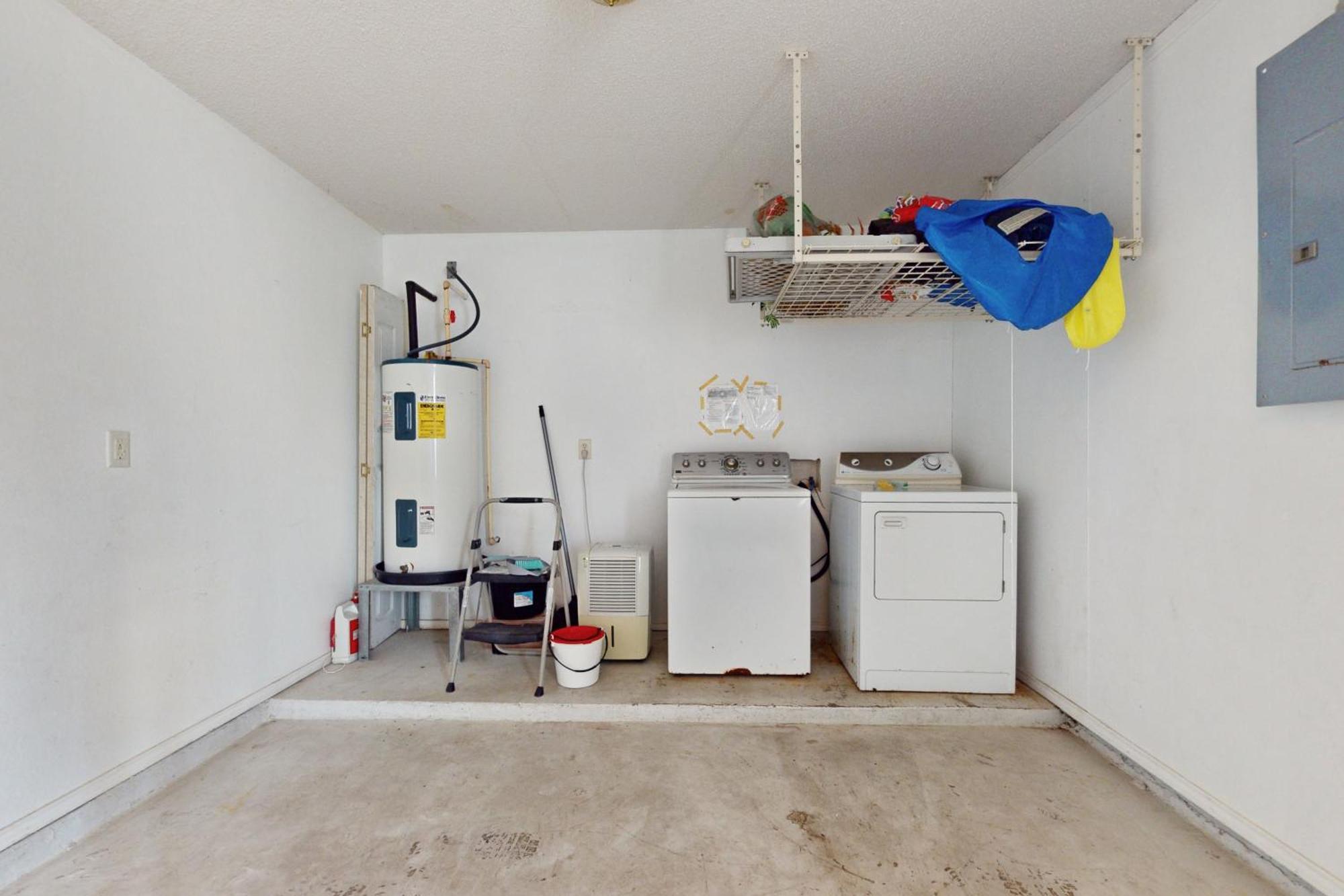Mars Island Apartment *