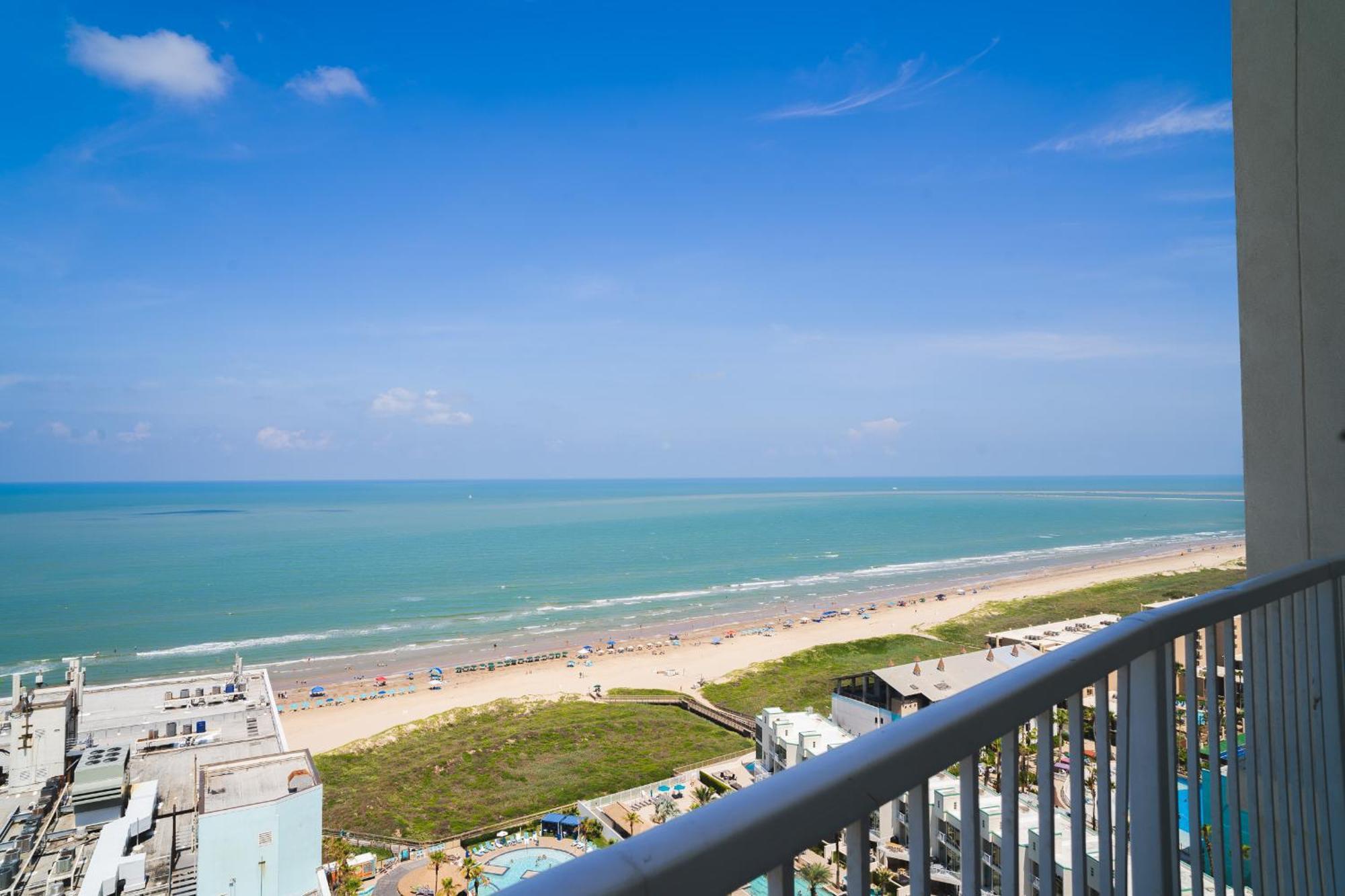 Apartment 1901 Sapphire Beachfront 3 Bedroom