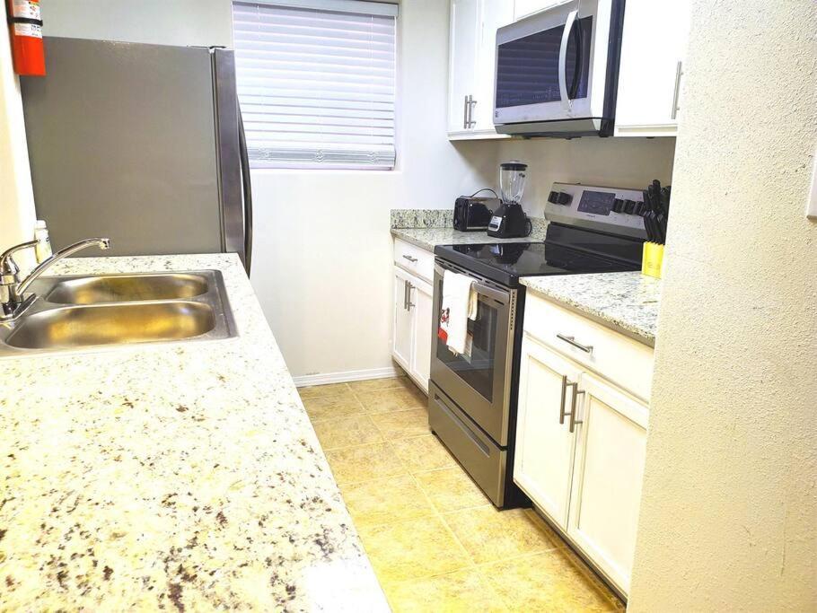 Apartment Sun Ray #1a - Pet Friendly, 3min Walk To Beach