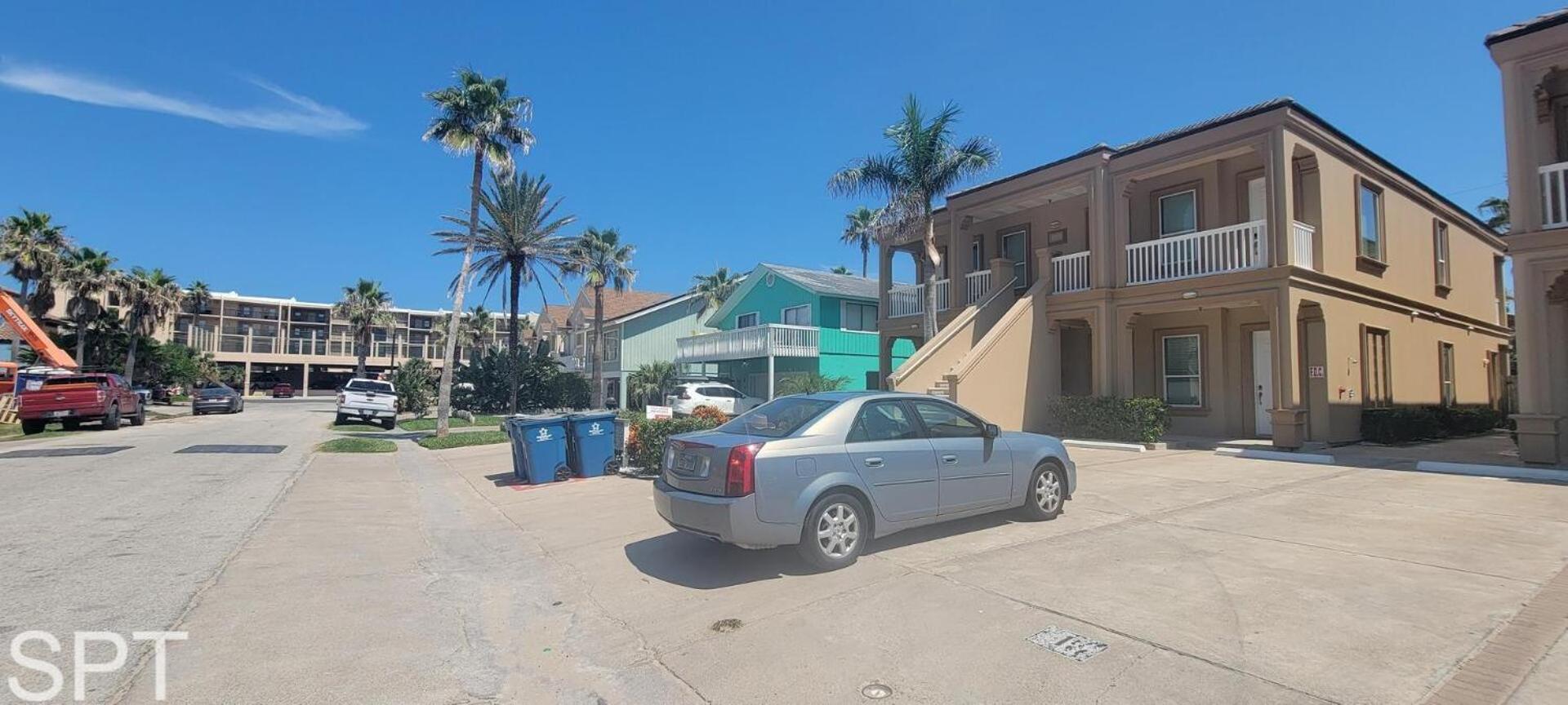 Apartment Island Time #4 *