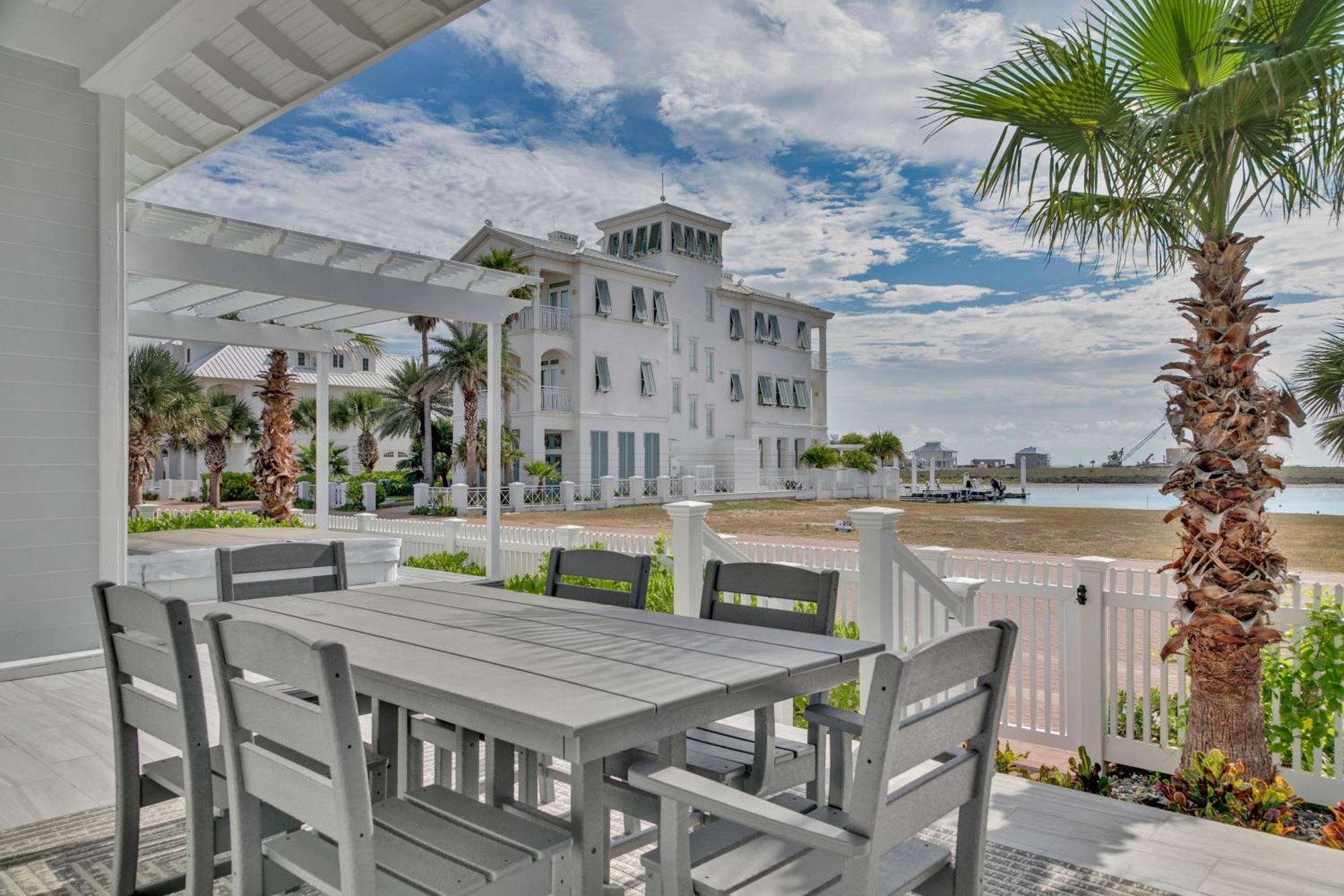 Holiday home Cielito Lindo - Private With Hot Tub South Padre Island