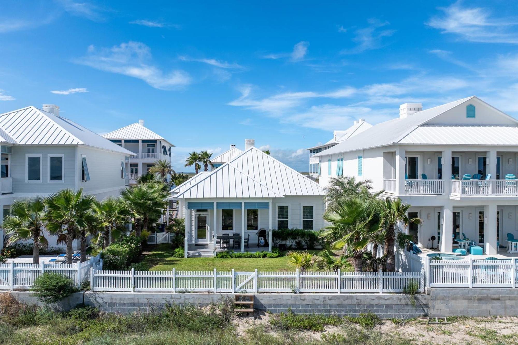 Anchors Aweigh Holiday home *