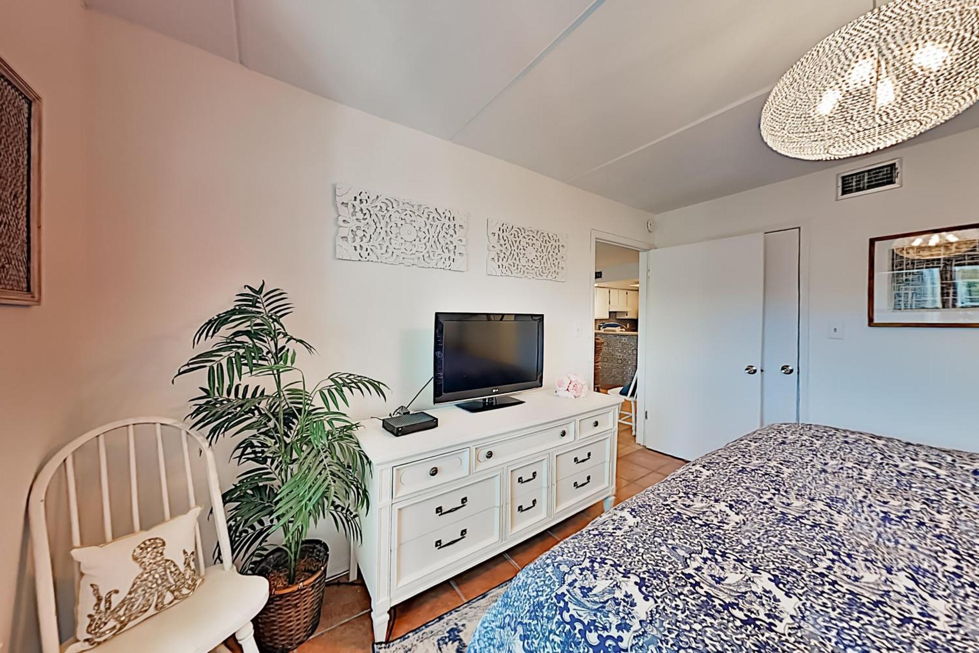 Apartment Surfside I #301 *