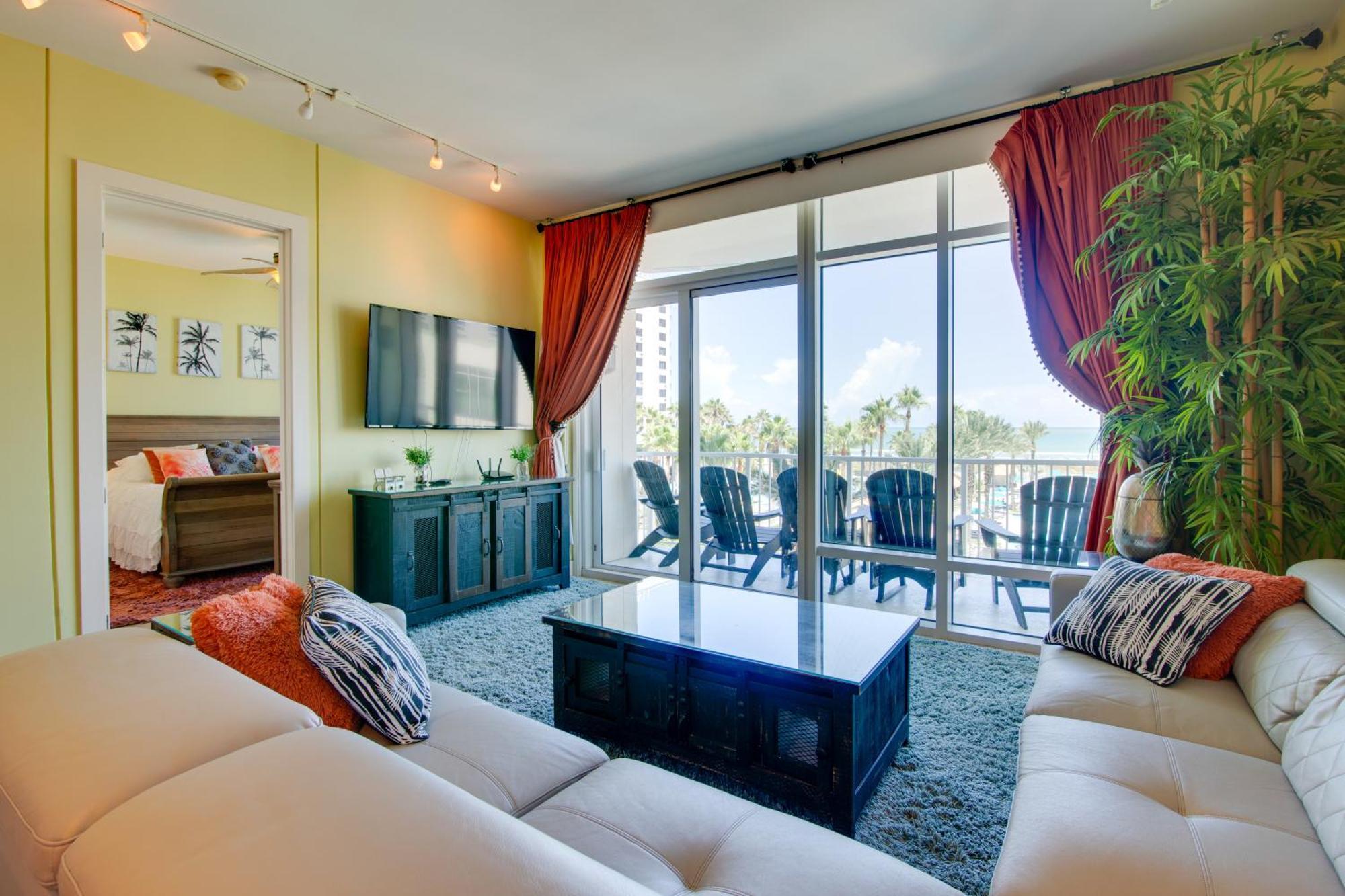 Apartment - Walk To The Beach! *