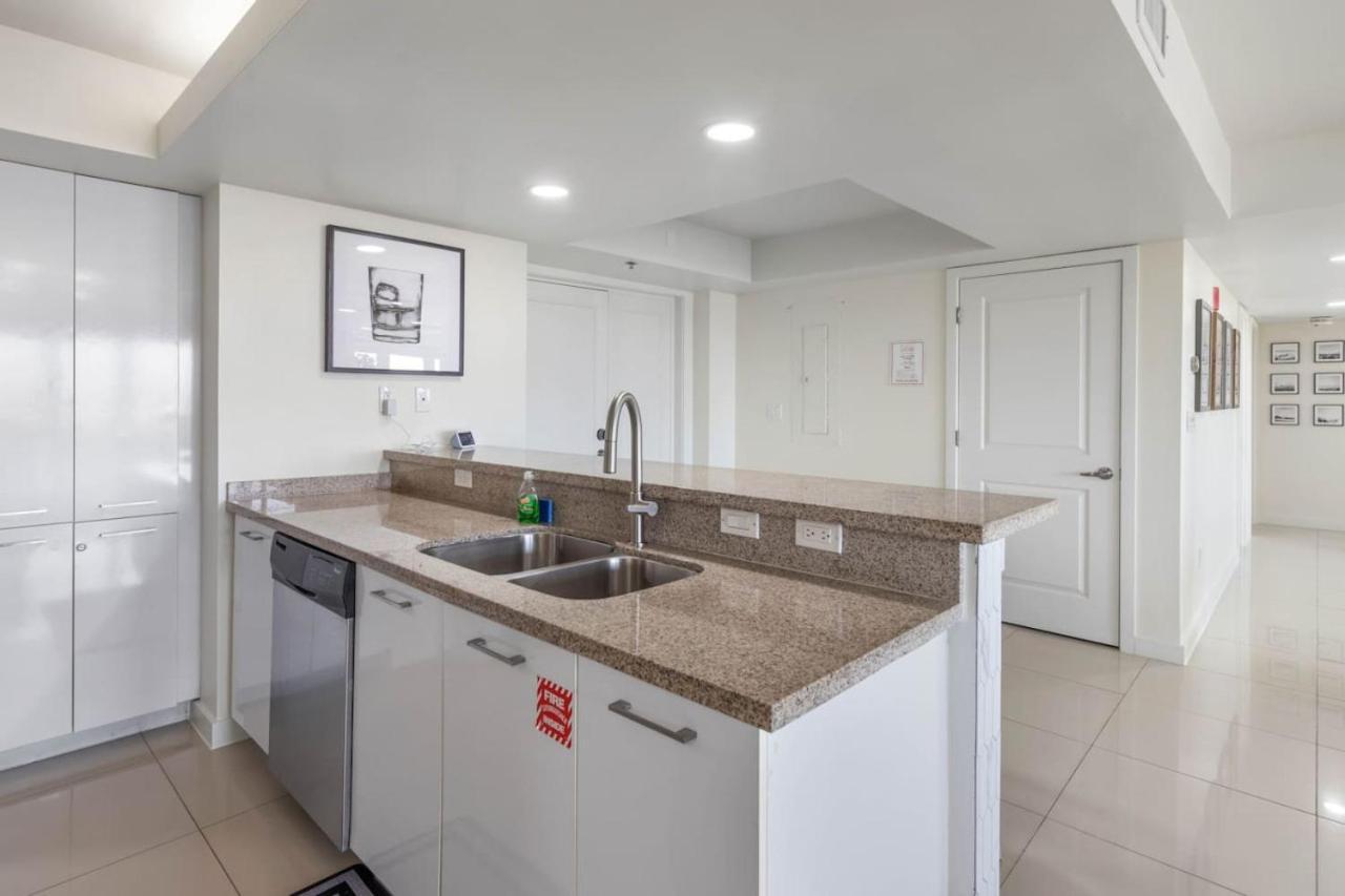 Apartment Amazing Beachcombers Paradise South Padre Island