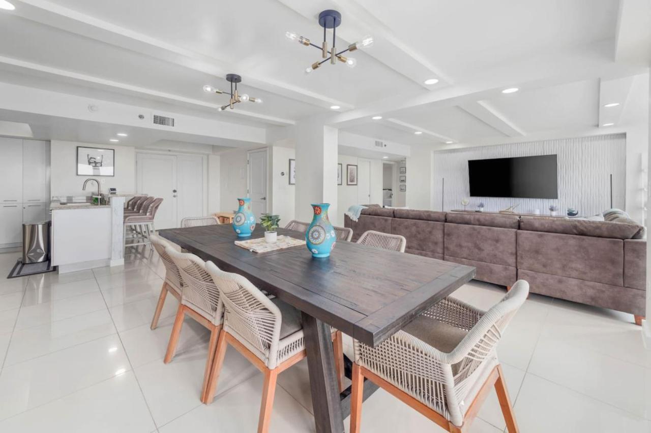 Apartment Amazing Beachcombers Paradise