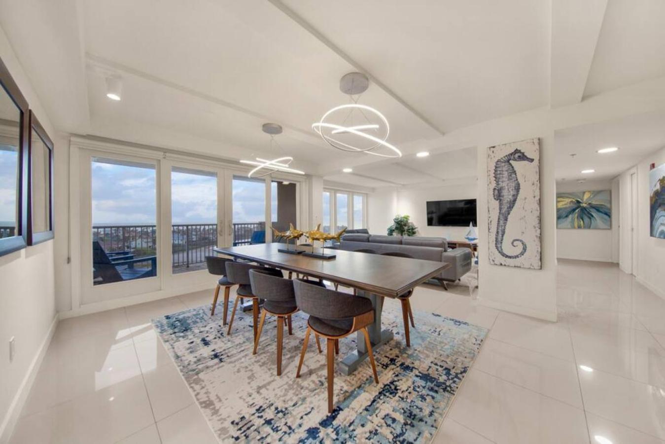 Luxury Beachfront With Amazing Sunset Views Holiday home South Padre Island