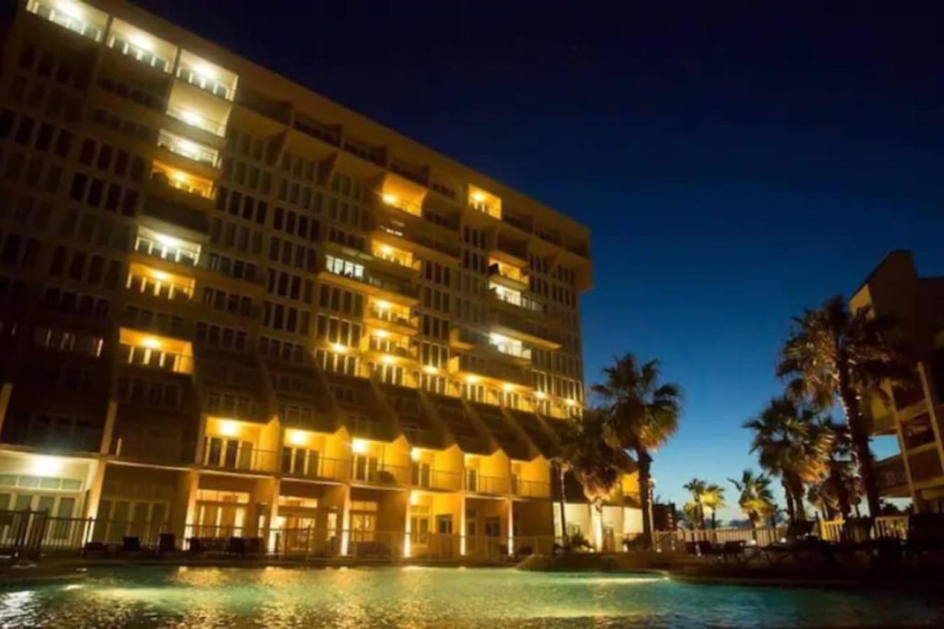 Relax Luxury Beachfront With Amazing Terrace Holiday home