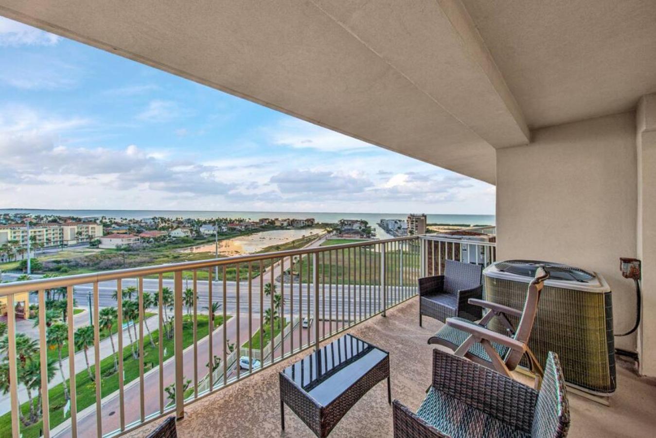 Jackpot Beachfront With Amazing Sunset Views *