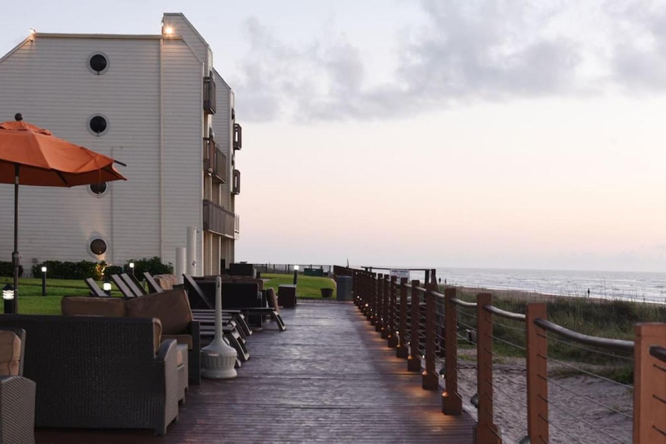 Holiday home Amazing 5th Floor Beachfront Wonderful Views South Padre Island