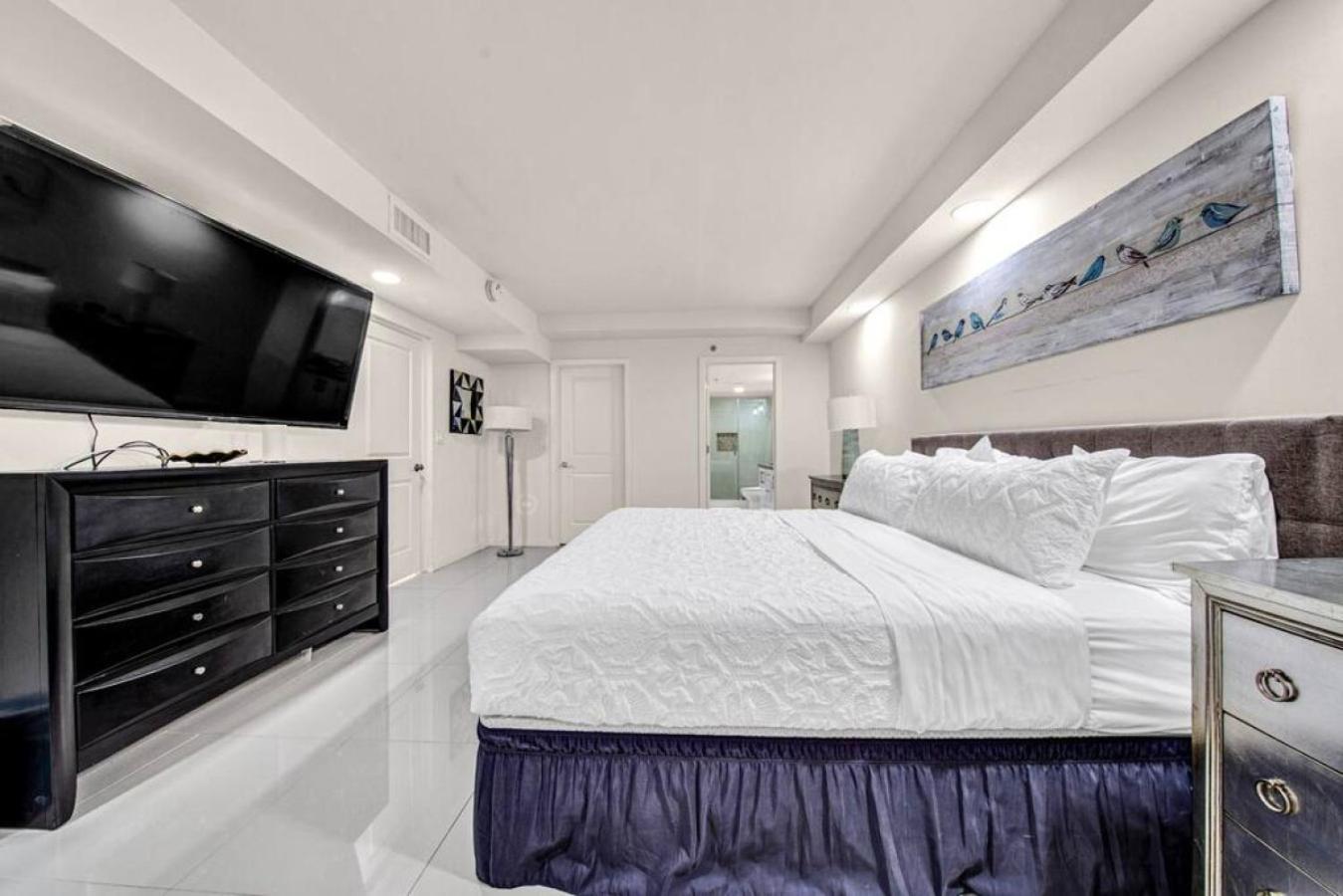 Luxury Beachfront With Amazing Sunset Views *