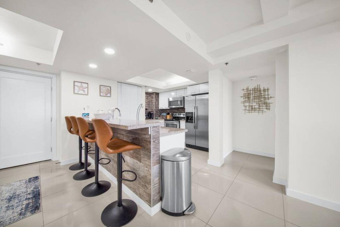 Luxury 6th Floor Beachfront Amazing Views