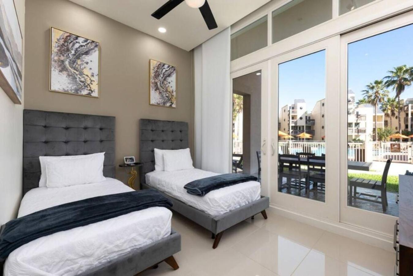 Exclusive Luxurious Ground Apartment *