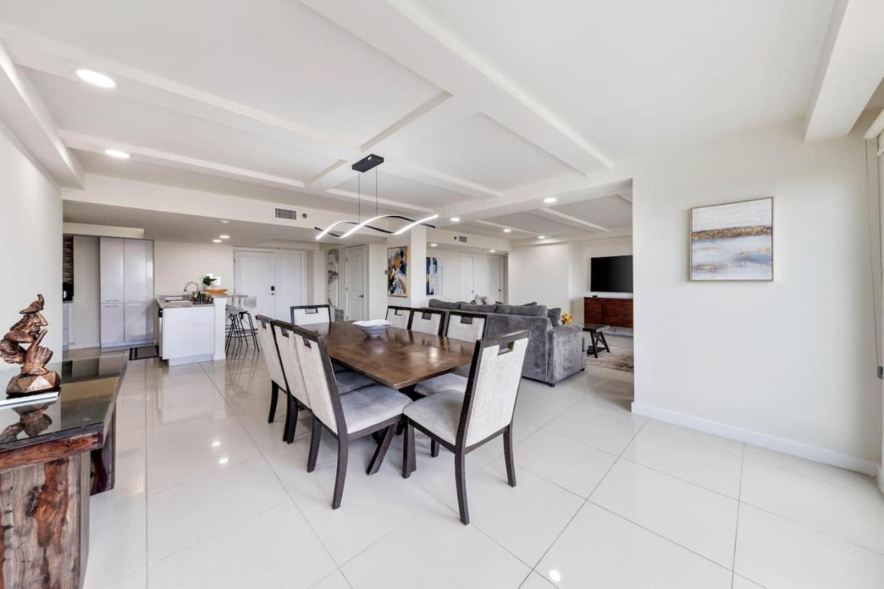 Solare Towers Beachfront Bliss And Relax Apartment