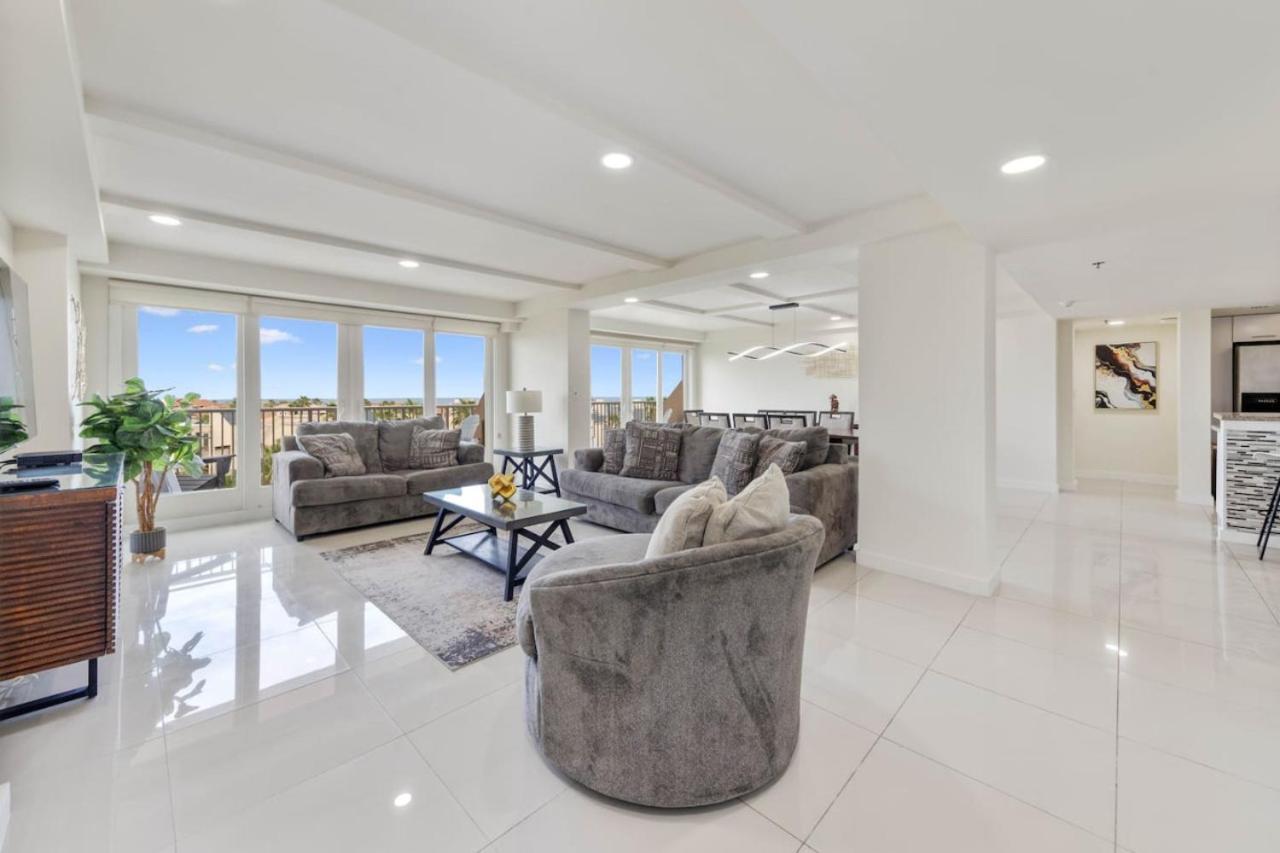 Solare Towers Beachfront Bliss And Relax *